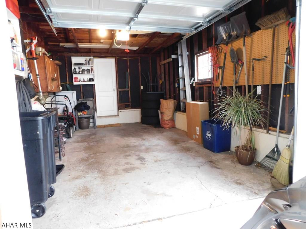 Llyswen - Residential