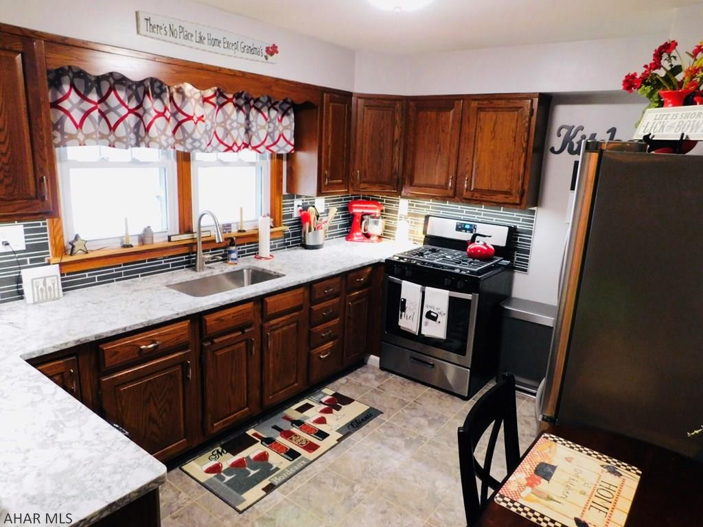 Llyswen - Residential