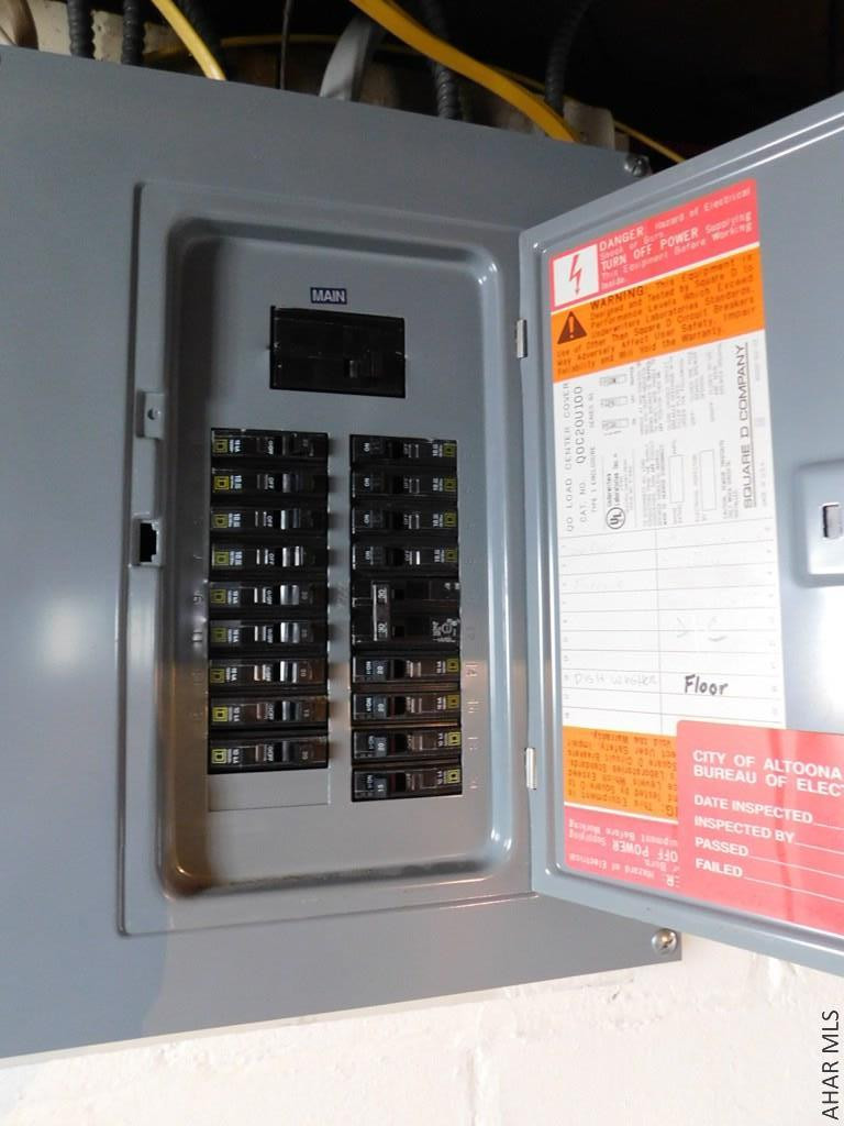 Llyswen - Residential