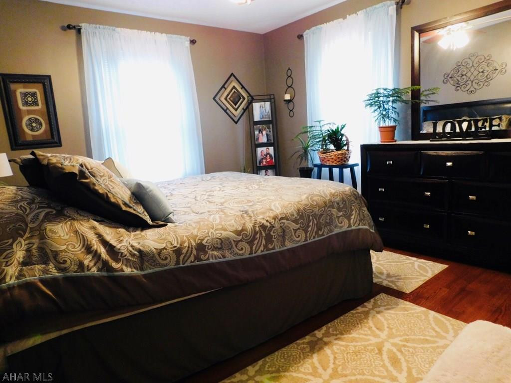 Llyswen - Residential