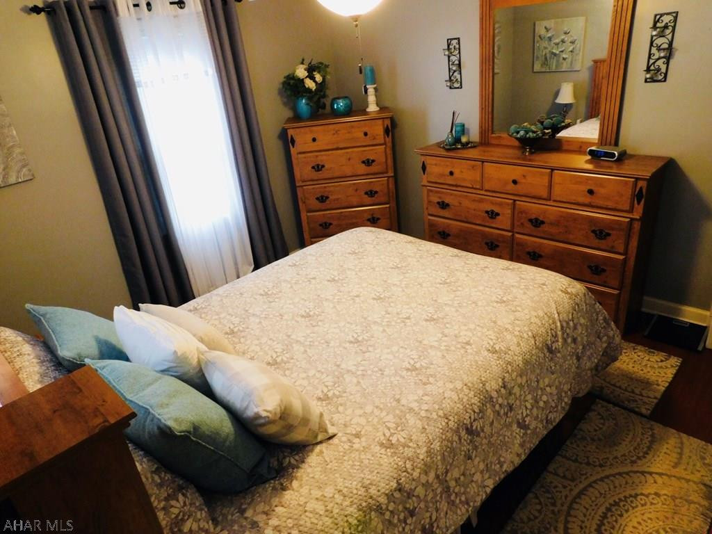 Llyswen - Residential