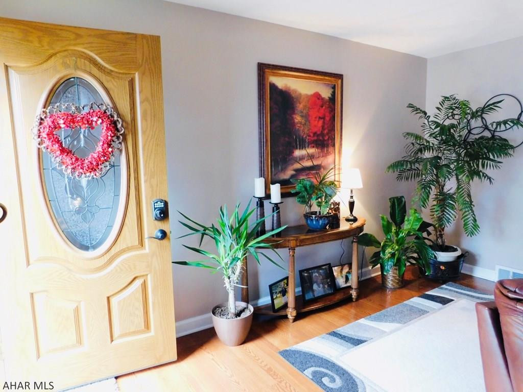 Llyswen - Residential