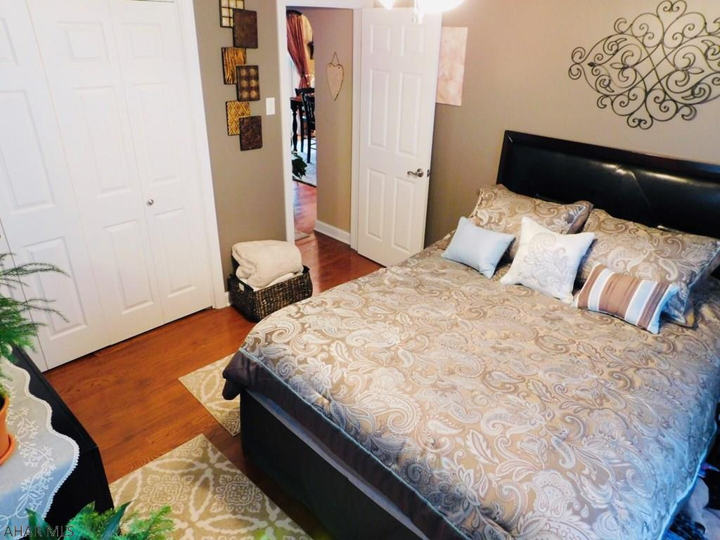 Llyswen - Residential