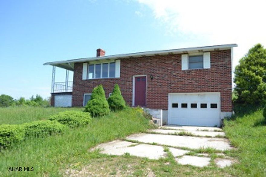 Outstanding countryside views from this brick faced raised ranch in Chestnut Ridge SD. Update mechanicals, spacious rooms, potential for finished basement, integral garage. Ready immediately. See attachment for PAS requirements and WFHM offer submittal information in MLS document section. To report any concerns with a listing broker/agent or to report any property condition or other concern needing escalation, including concerns related to a previously submitted offer or information on how to place an offer, please call: 1-877-617-5274.