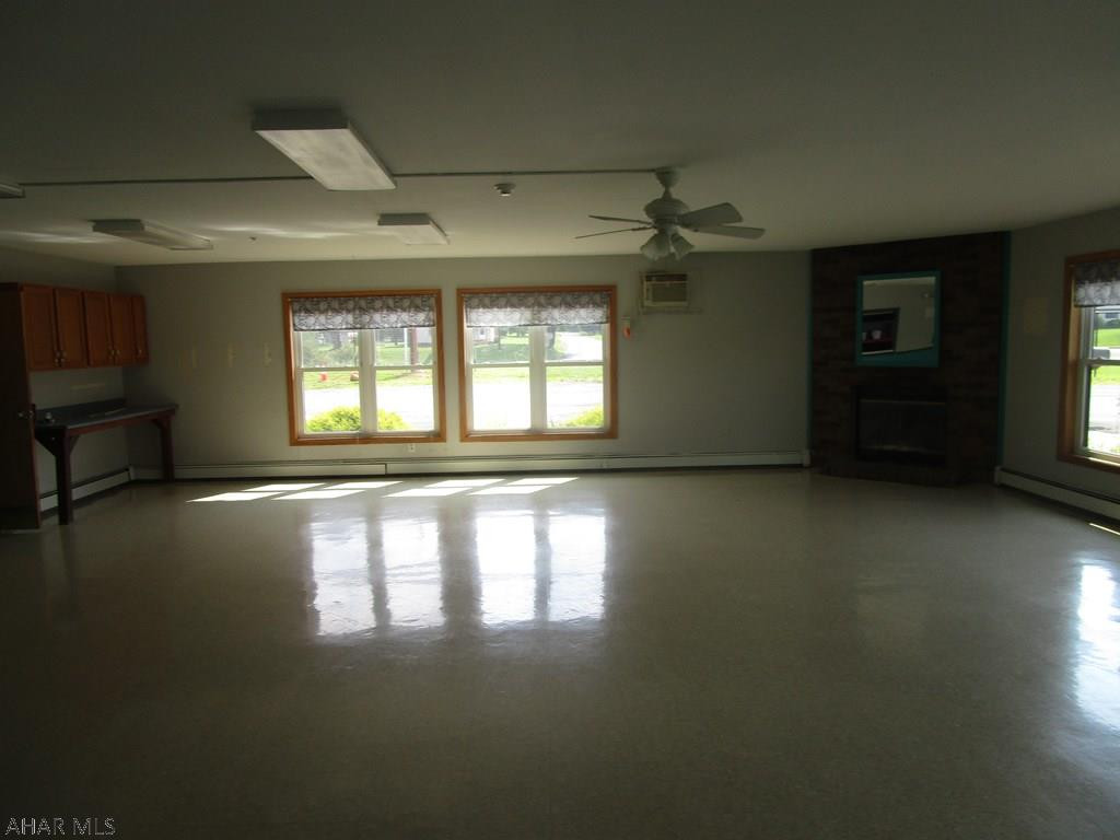 Unknown - Commercial Sale