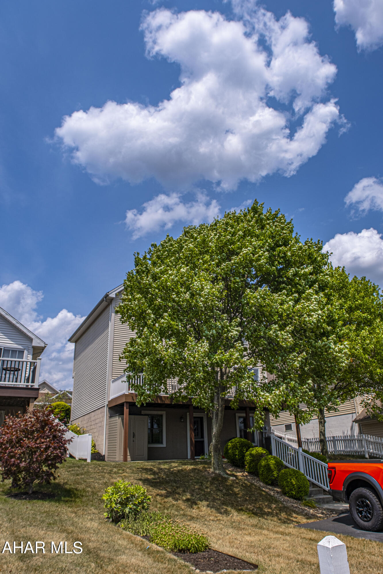 Holiday Hills - Residential