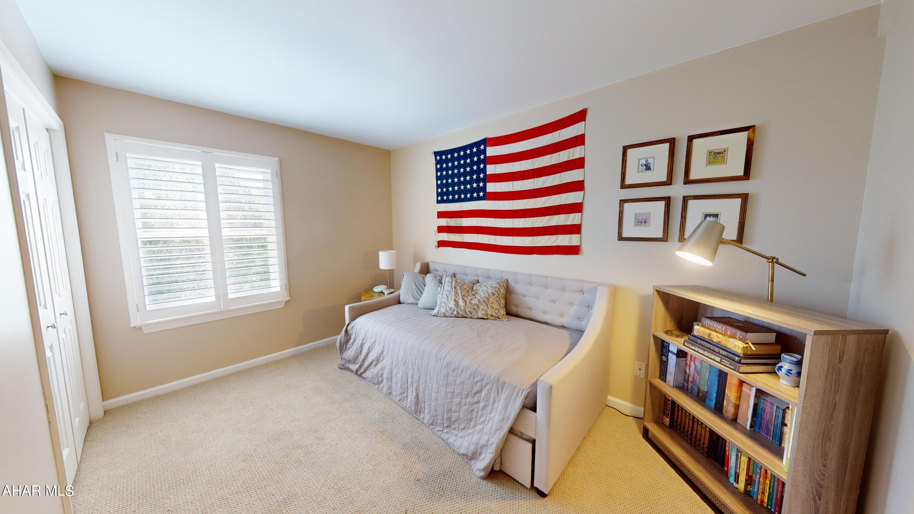 Holiday Hills - Residential