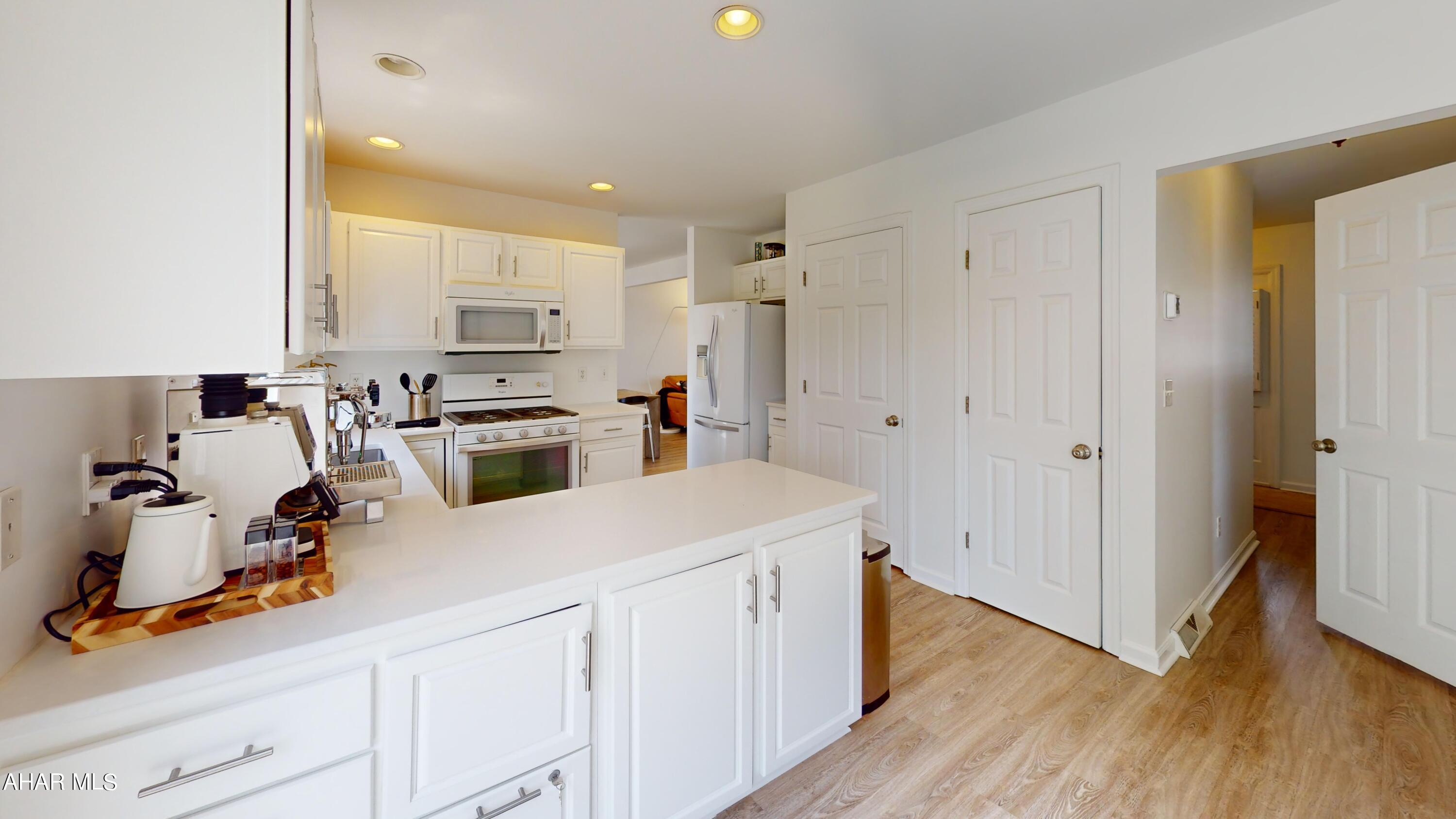 Holiday Hills - Residential