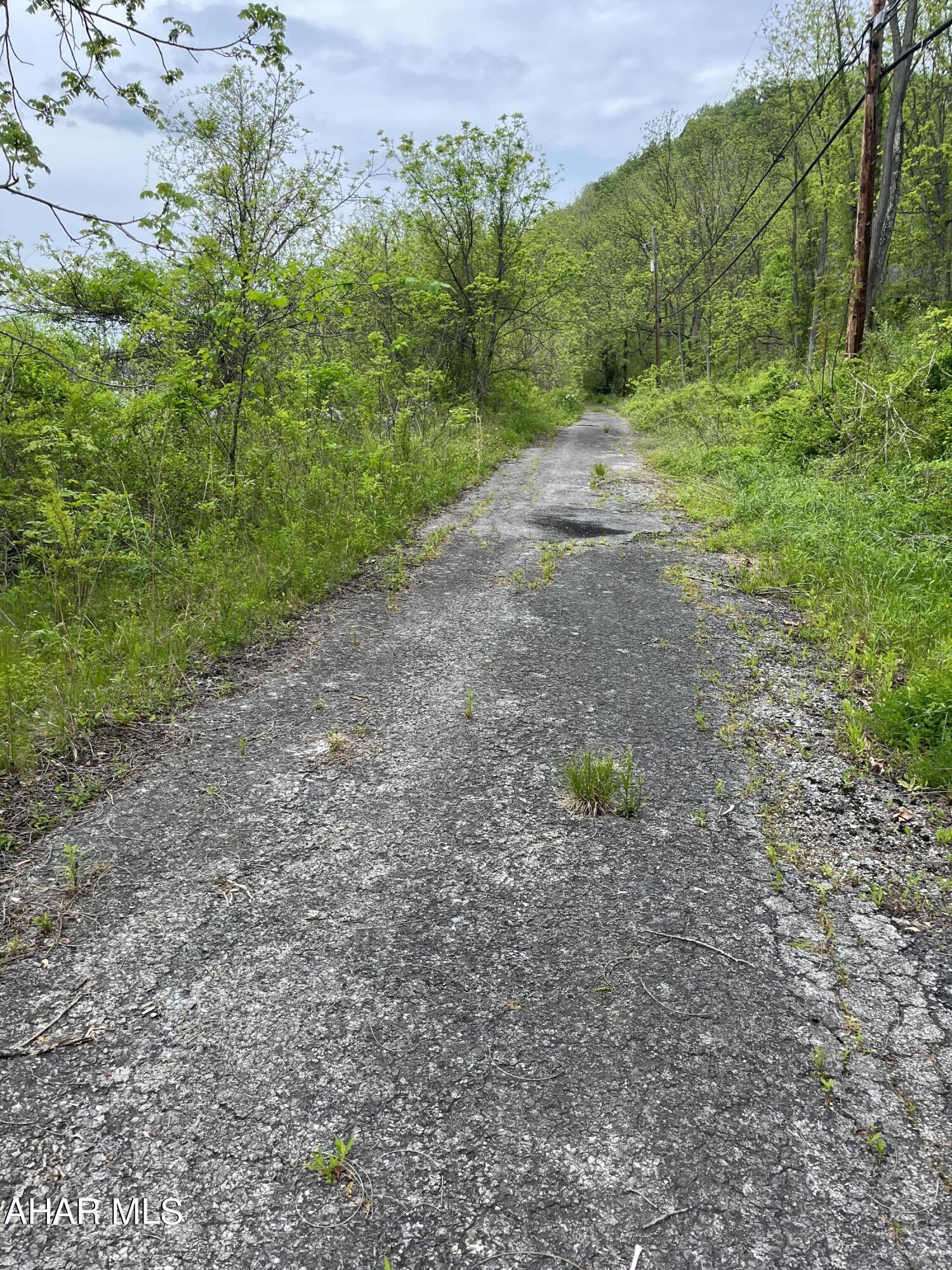 Unknown - Commercial Sale