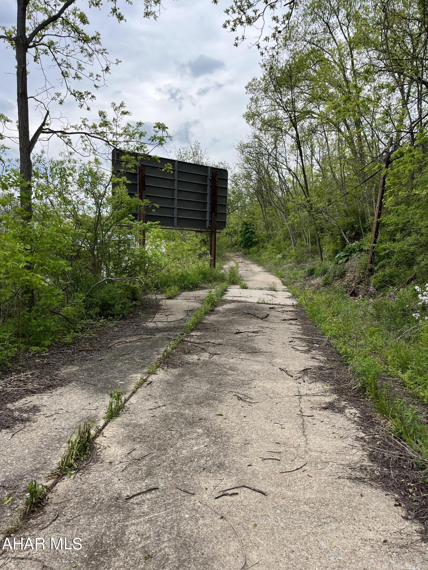 Unknown - Commercial Sale