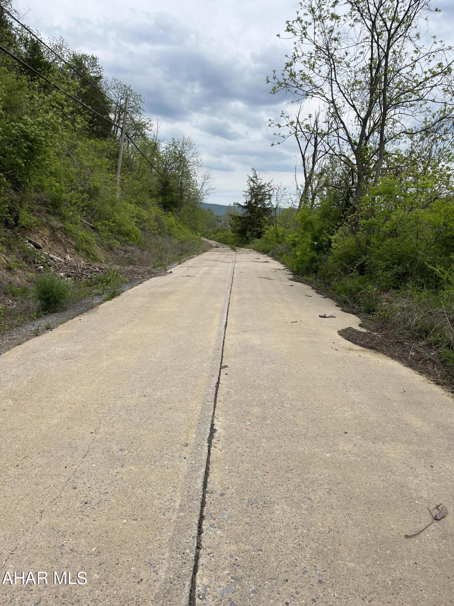 Unknown - Commercial Sale