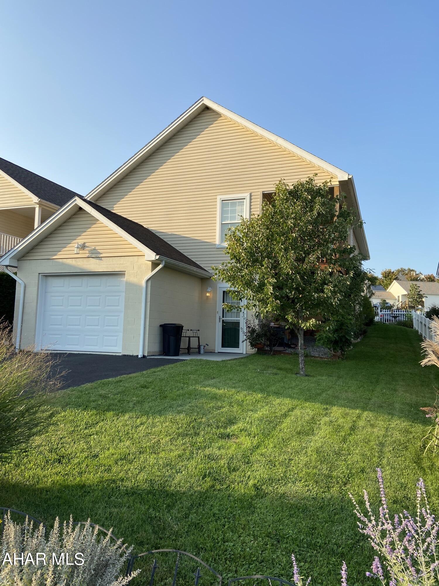 Holiday Hills - Residential