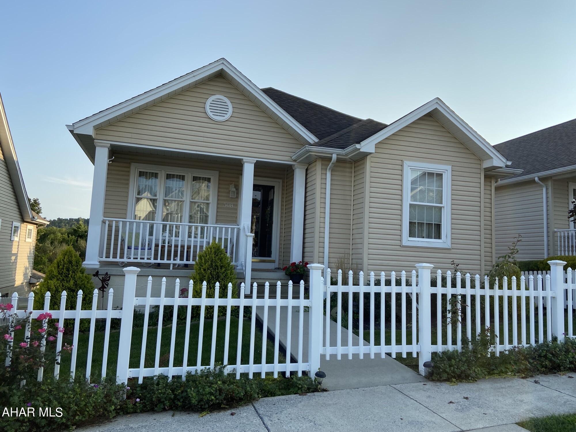 Holiday Hills - Residential