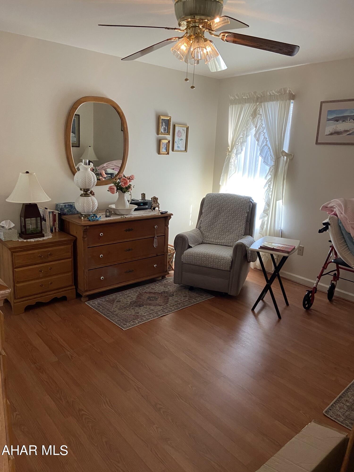 Holiday Hills - Residential