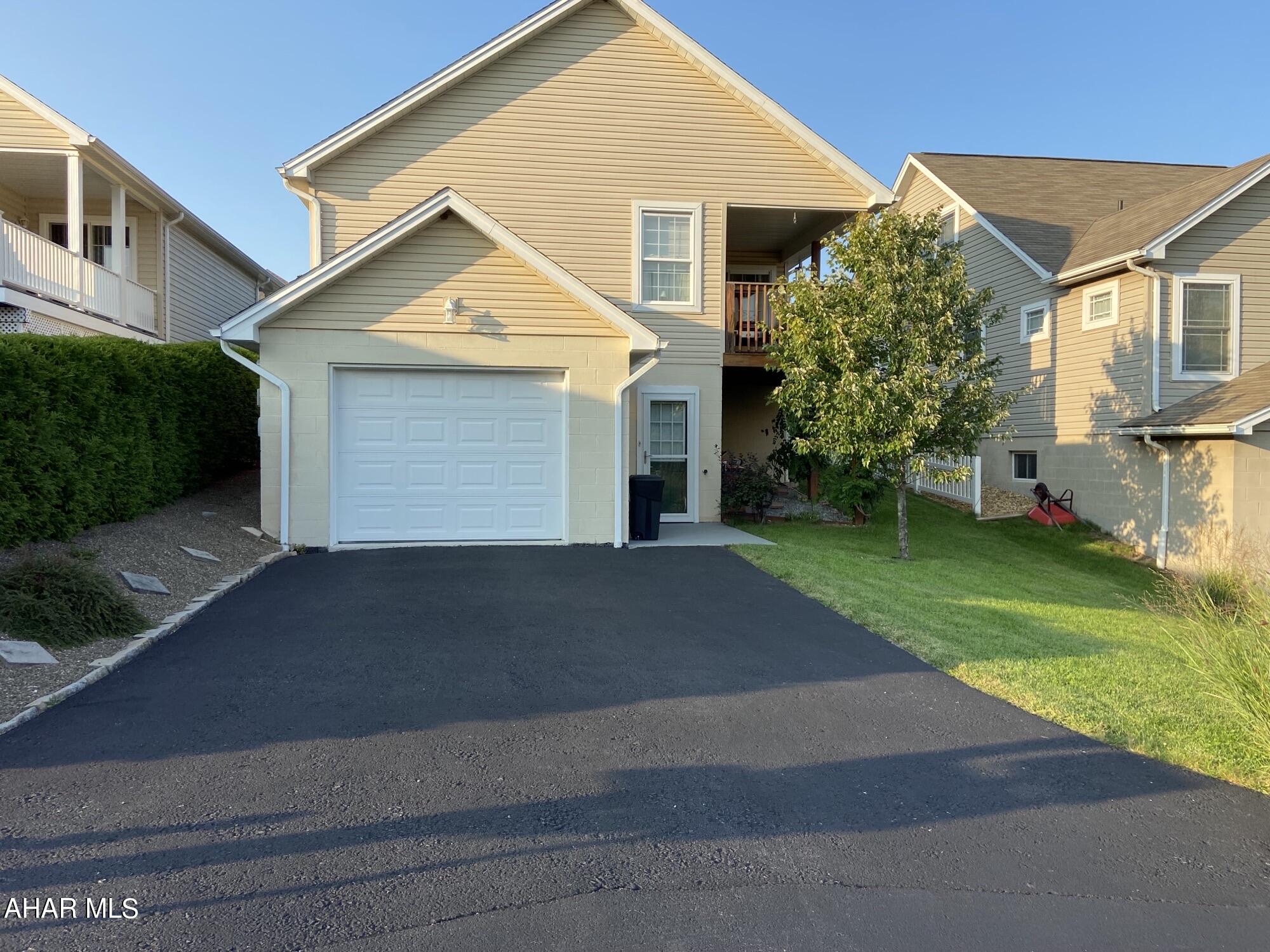 Holiday Hills - Residential