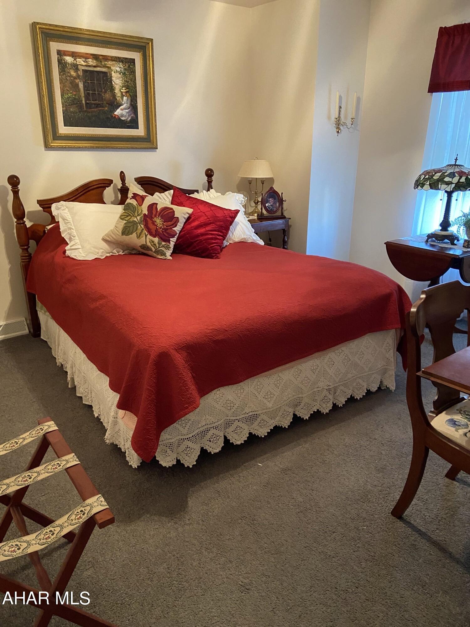 Holiday Hills - Residential