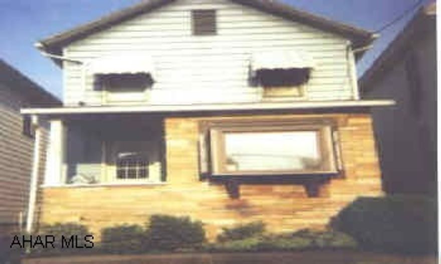 well maintained home in quiet neighborhood