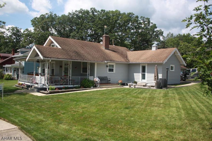 Looking for Curb Appeal?  This property is move in ready and conveniently located on Broad Ave extension behind Sheetz.  Property has a large yard and patio, covered front to side porch, Garage and paved off street parking.  If you could hug this house it would hug you back.  Come see for yourself, call listing Realtor for your personal walk through.  Evening showings only after 4:30  Monday thru Friday.  Weekend showings any time.