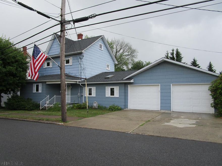 2 1/2 story with 4 bedrooms 3 baths in Cresson, PA! Close to stores, schools, and restaurants.This home has so much to offer. Master bedroom and master bathroom with closet area on first floor. Kitchen with island. Pantry area. Full bath on main floor for guests. Spacious living and dining room area with skylights and fireplace. Sun Room that offers lots of natural light and book cases for the book lovers!  New Roof April 2020!! 2 car garage with workshop and storage. 3 bedrooms on second floor with full bath. Attic could be finished for extra space. Nice clean basement with laundry area. LARGE fenced in yard with lots of mature foliage. This is a MUST SEE.