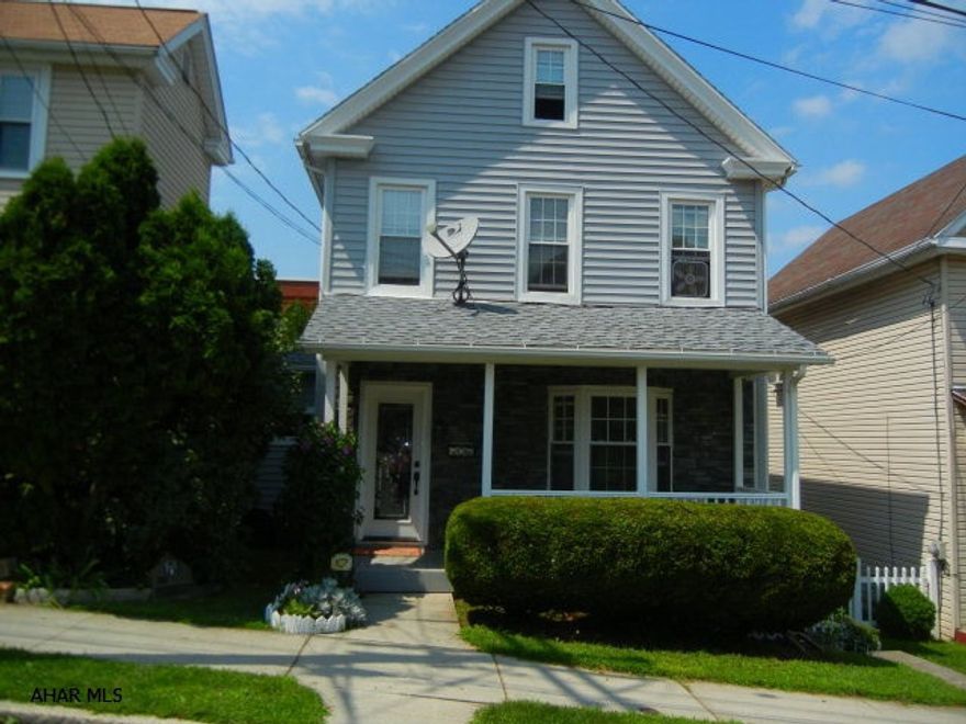 2 story 3 bedroom, 1 bath quality renovated home with oak woodwork, granite countertops, ceramic tile, laminate flooring, thermal windows, newer furnace and dry basement.  The home is close to the court house and schools.