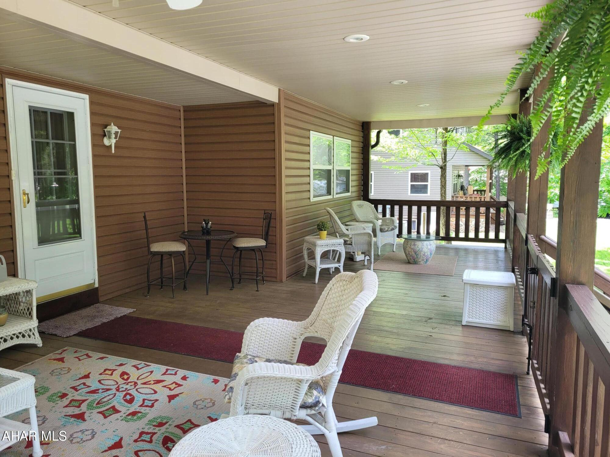 Glendale Yearound - Residential