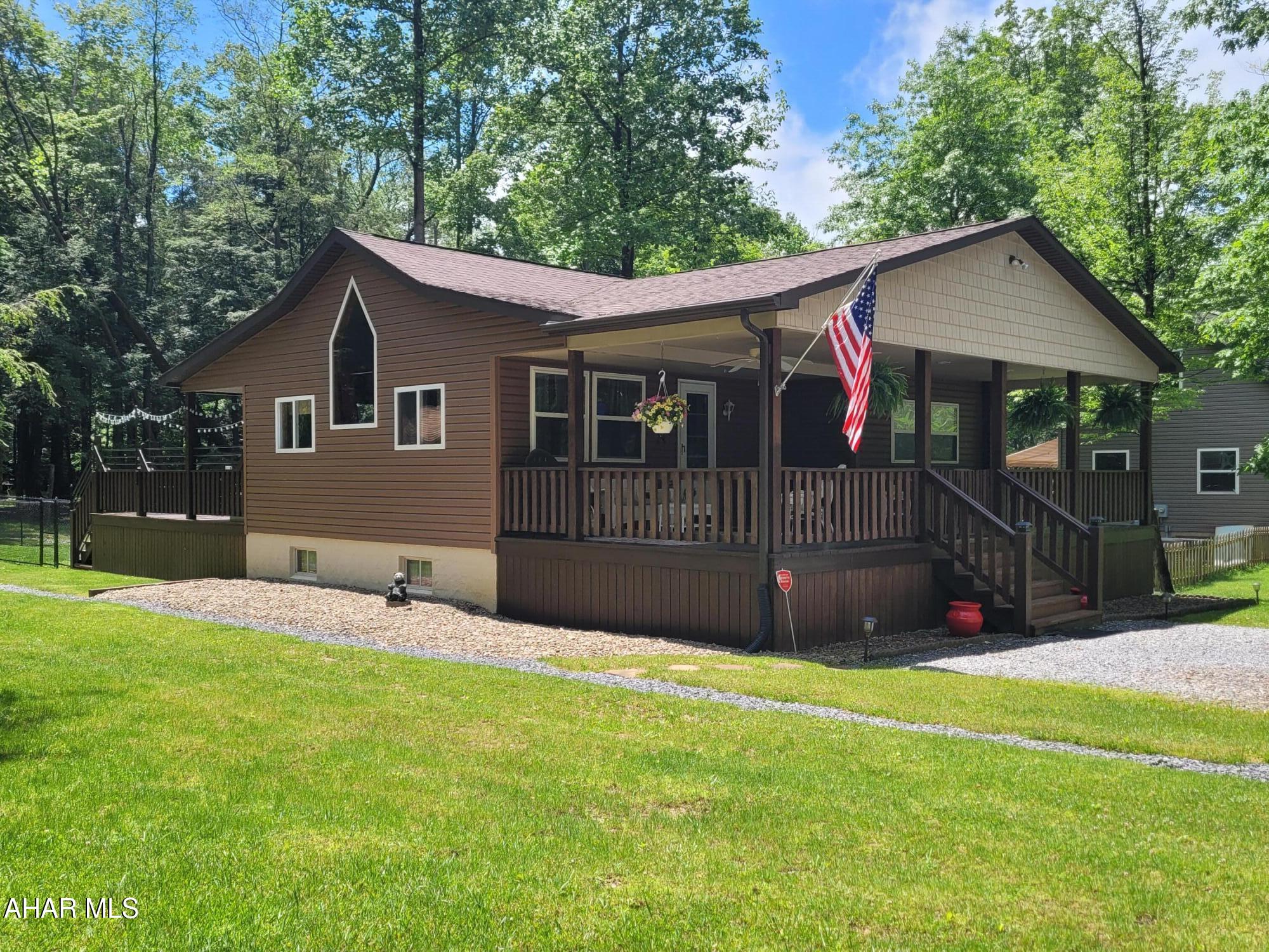 Glendale Yearound - Residential