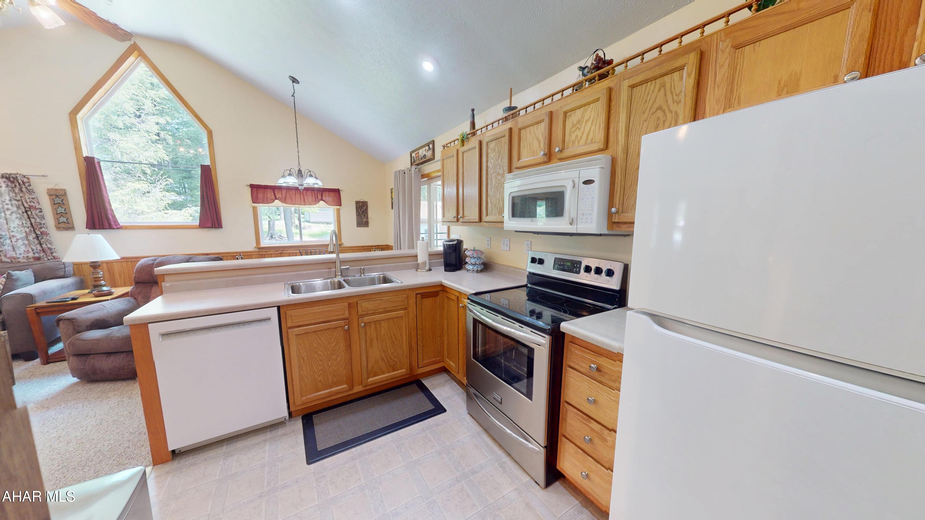 Glendale Yearound - Residential