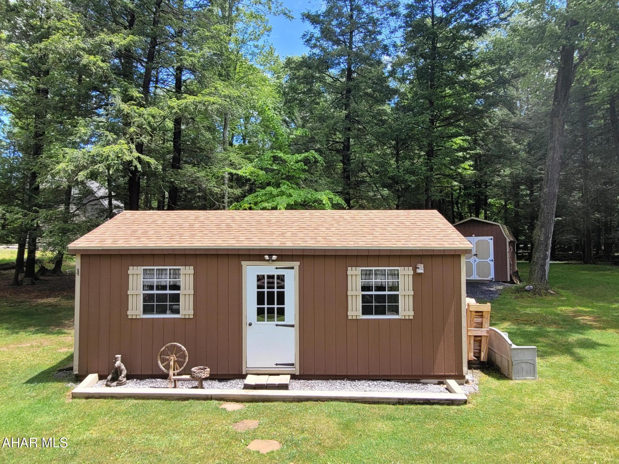 Glendale Yearound - Residential