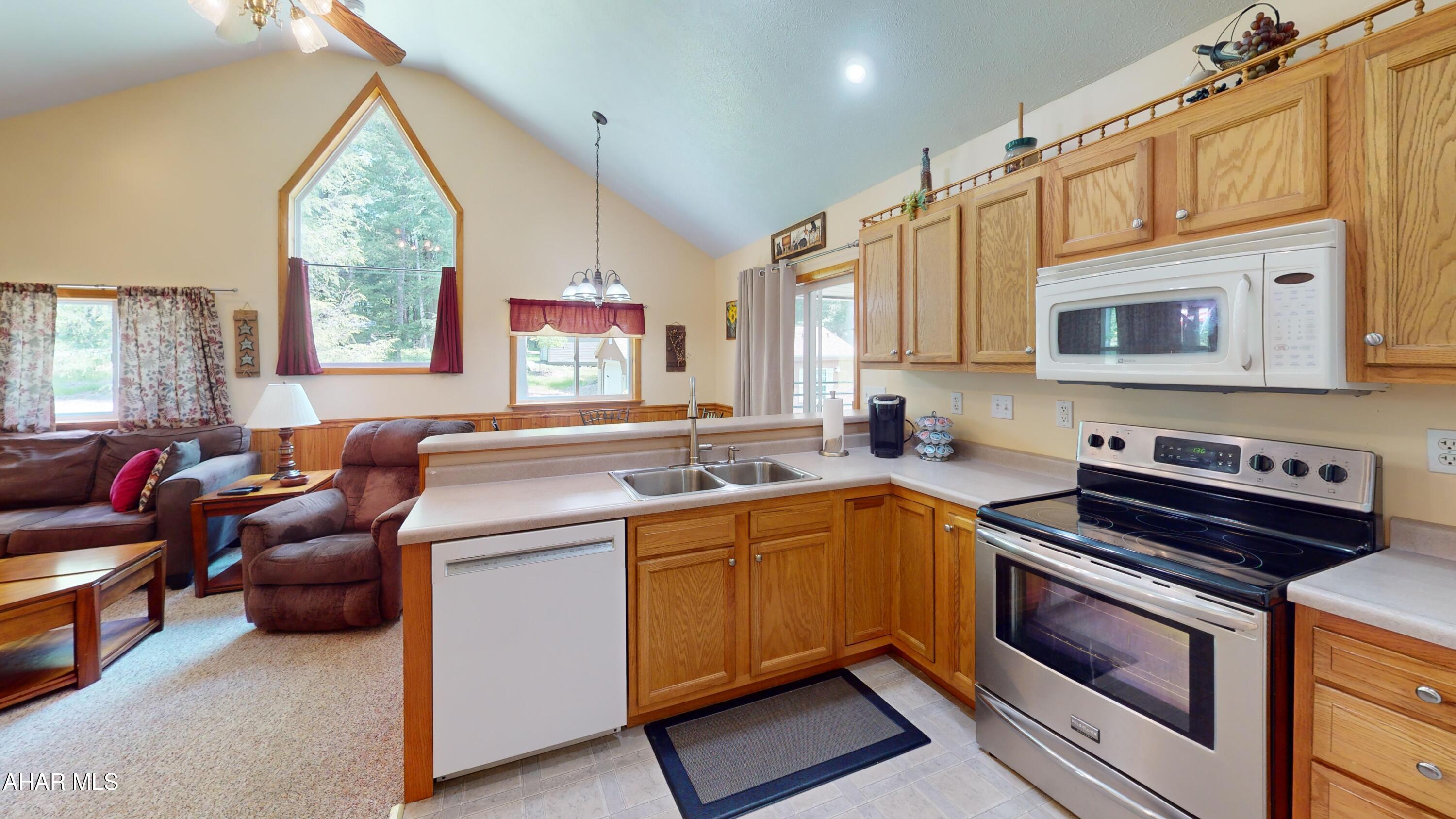 Glendale Yearound - Residential