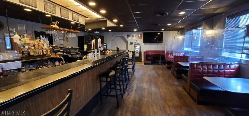 Unknown - Commercial Sale