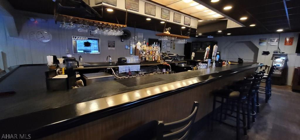 Unknown - Commercial Sale