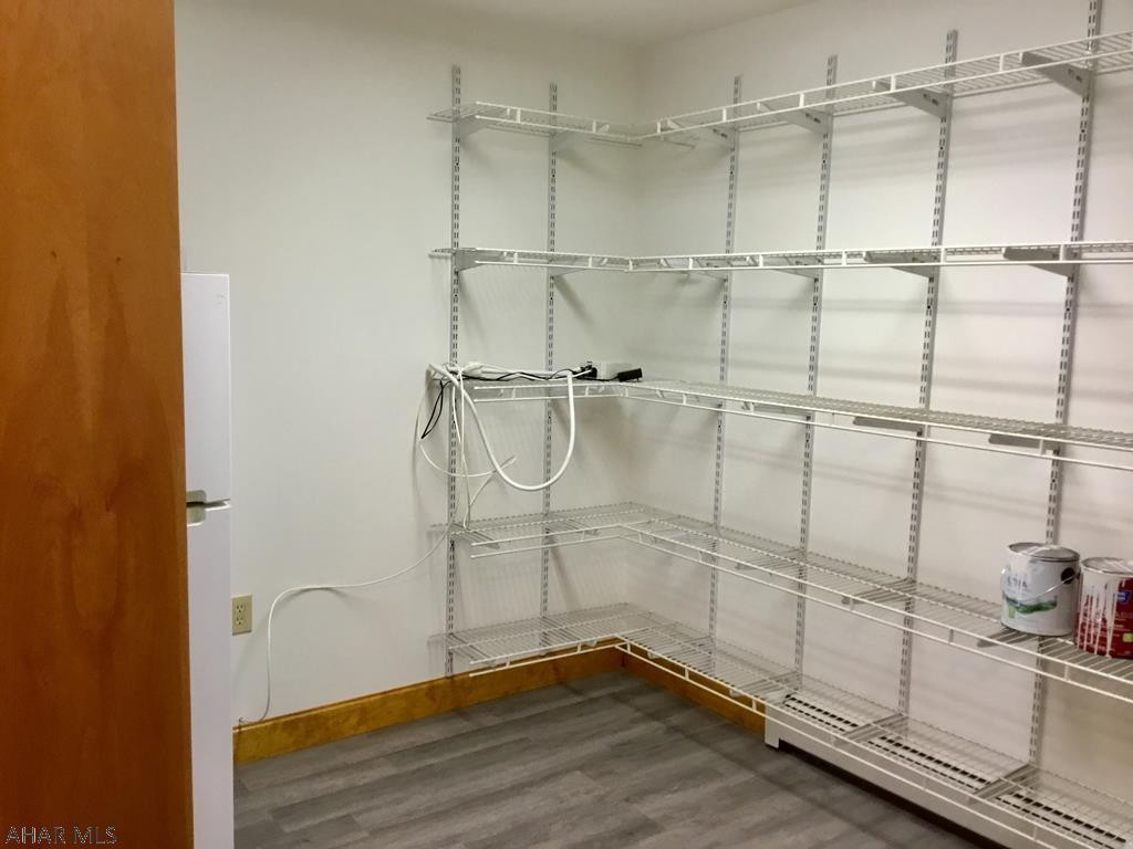 Sinking Valley - Residential