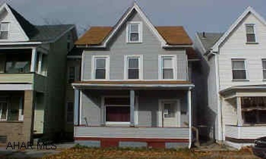 Nice 2 1/2 Story - Needs Cosmetics inside - Exterior - needs porch repairs (front), vinyl sided - replacement windows - property has been winterized - Call for addendums. Nice 2 1/2 Story - Needs Cosmetics inside - Exterior - needs porch repairs (front), vinyl sided - replacement windows - property has been winterized - Call for addendums.