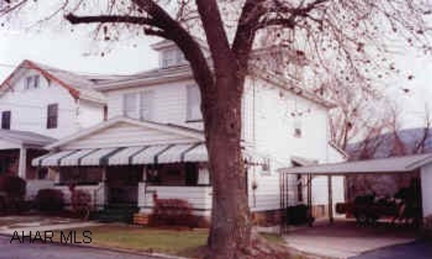 VERY NICE 3BR MAINTENANCE FREE HOME, KITCHEN WITH NOOK, FORMAL DINING ROOM, LIVING ROOM, 1 BATH AND OFFICE ALL ON 1ST FLOOR.  NEWER FURNACE, HOT WATER TANK.  1 CAR GARAGE PLUS CARPORT.  HARDWOOD FLOORS UPSTAIRS.