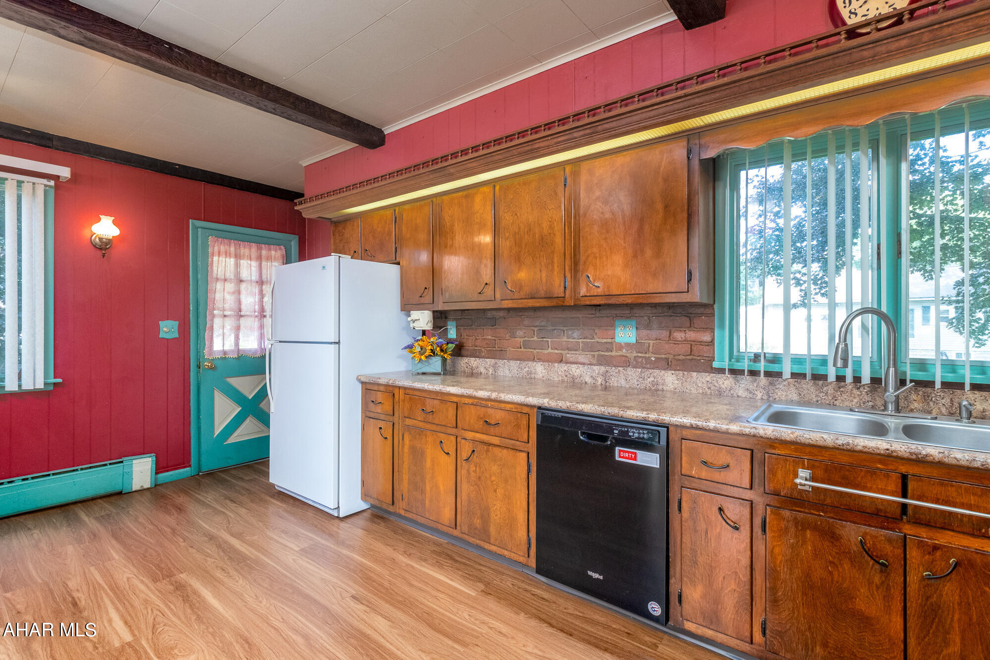 Llyswen - Residential