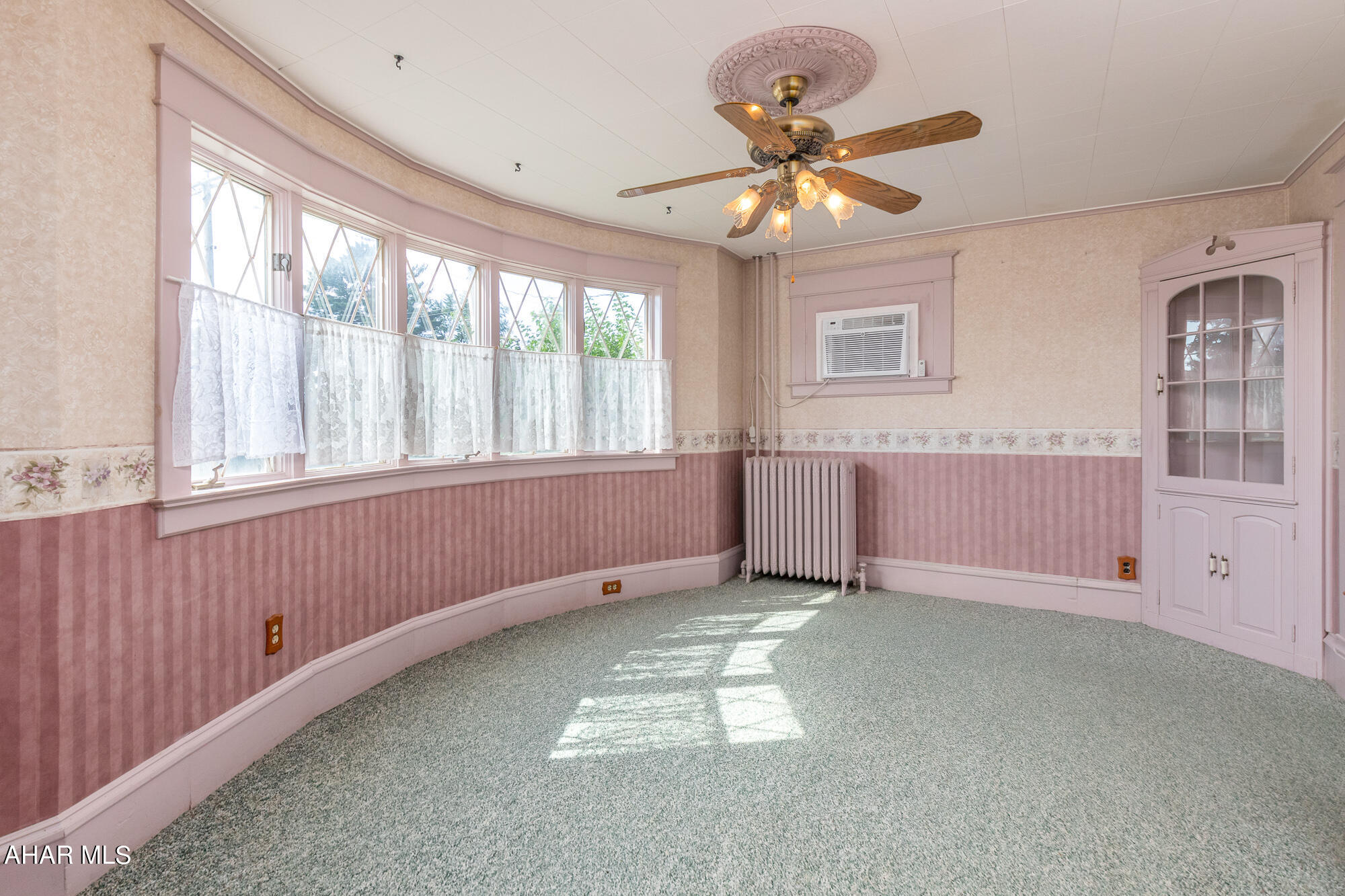 Llyswen - Residential