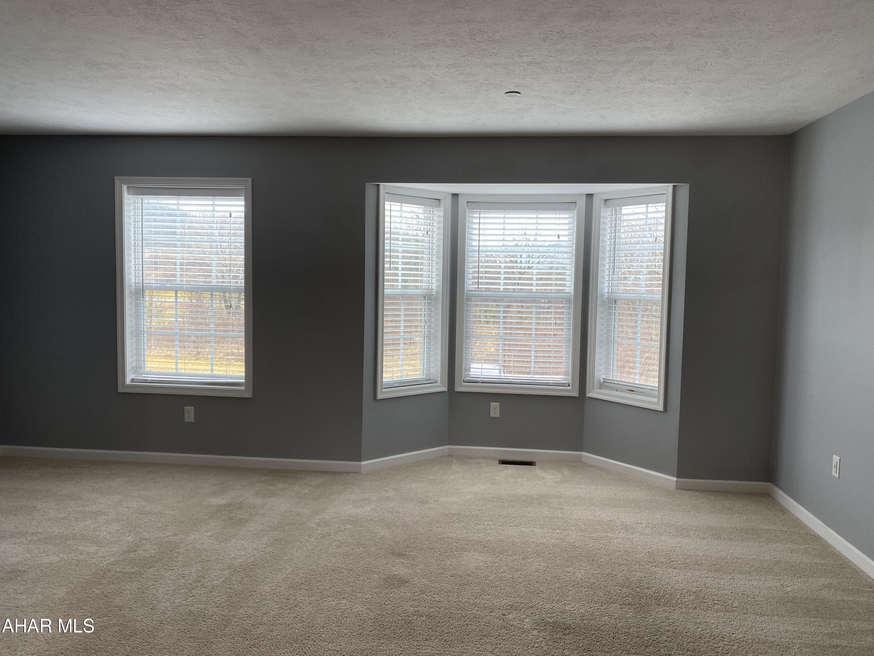 Harvest Glen - Residential