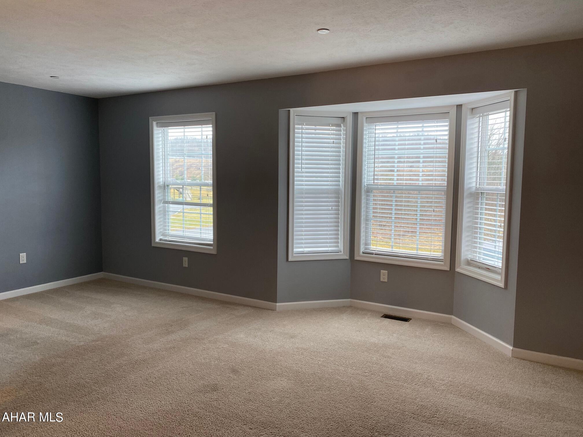 Harvest Glen - Residential