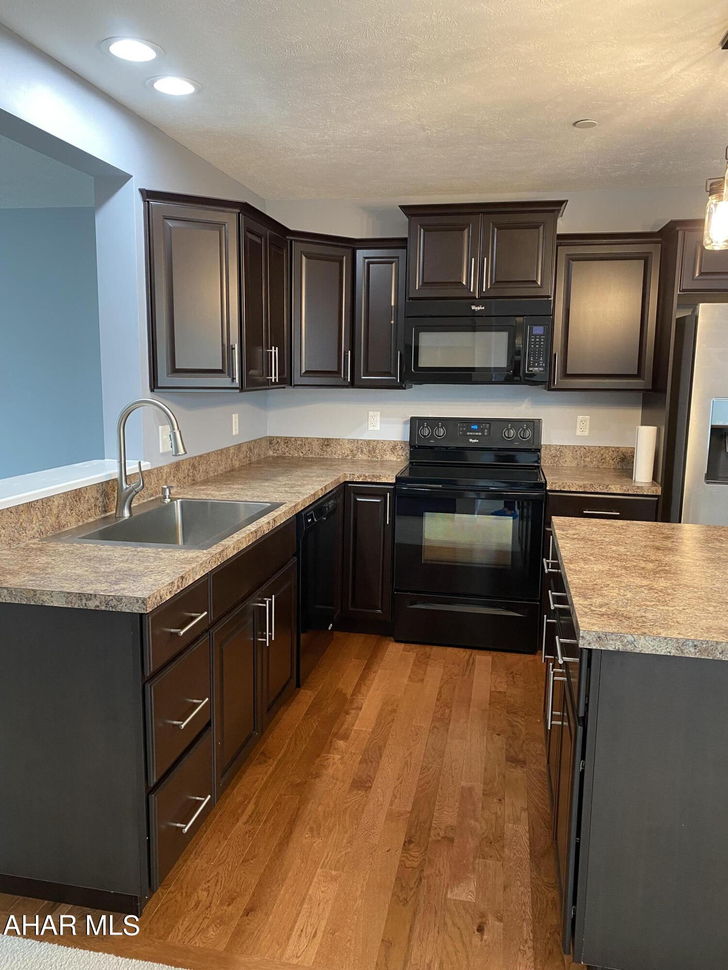 Harvest Glen - Residential