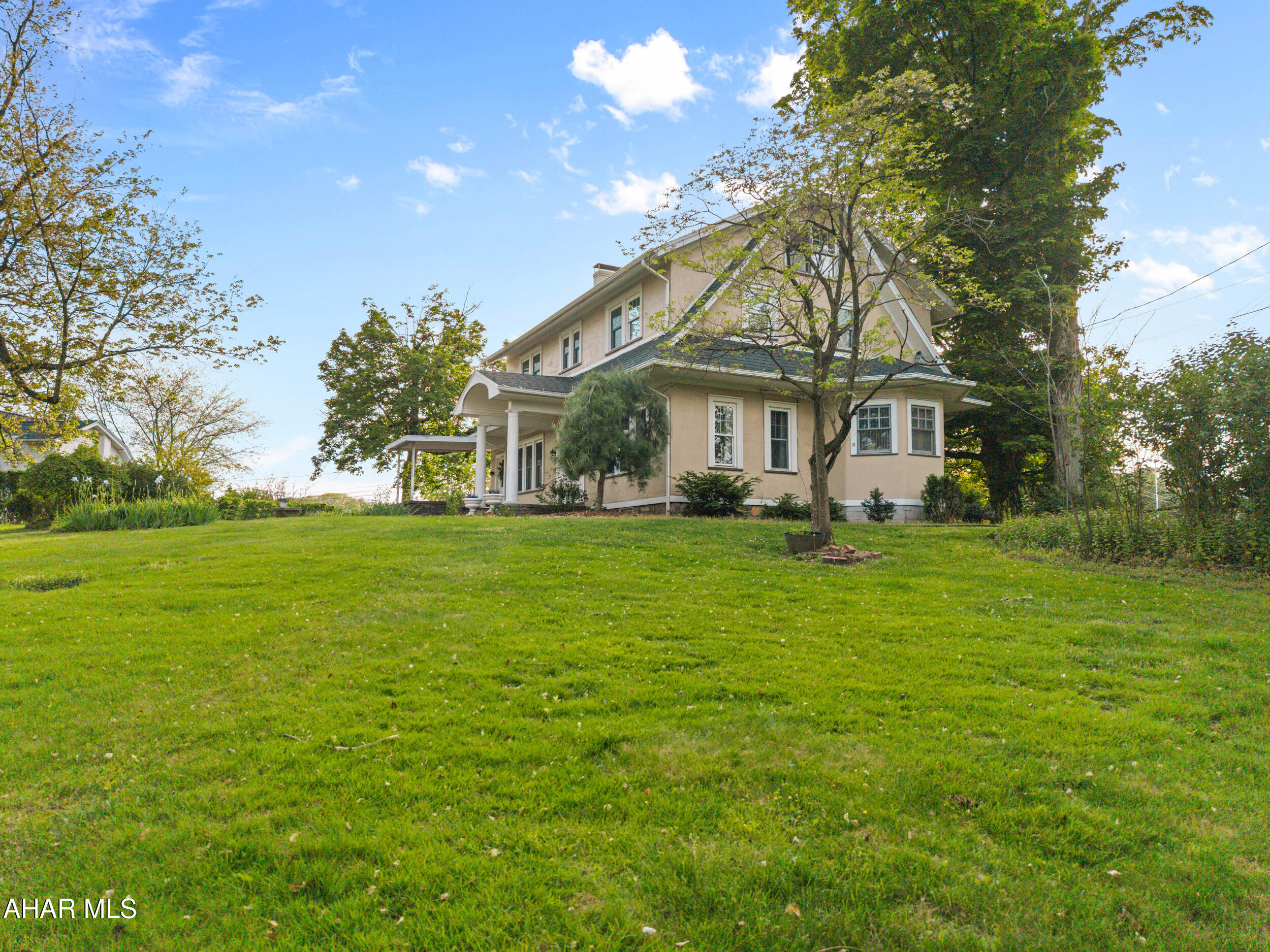 Mansion Park - Residential