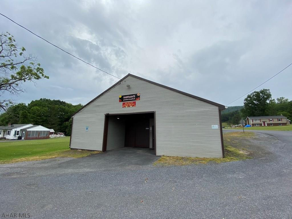 Unknown - Commercial Sale