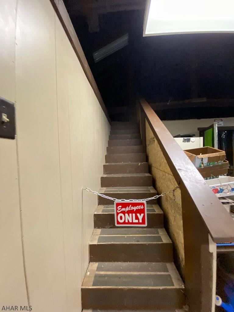 Unknown - Commercial Sale