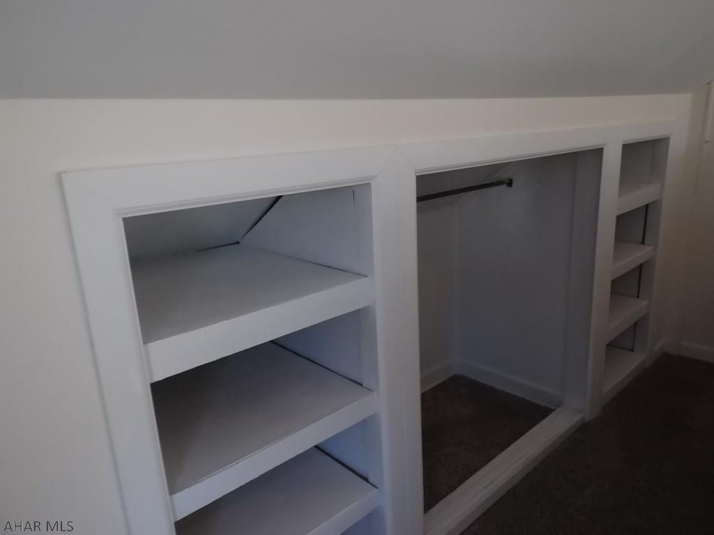 Maple Hollow - Residential