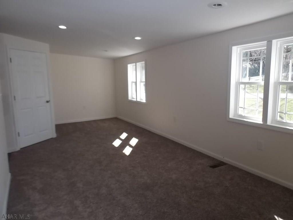 Maple Hollow - Residential