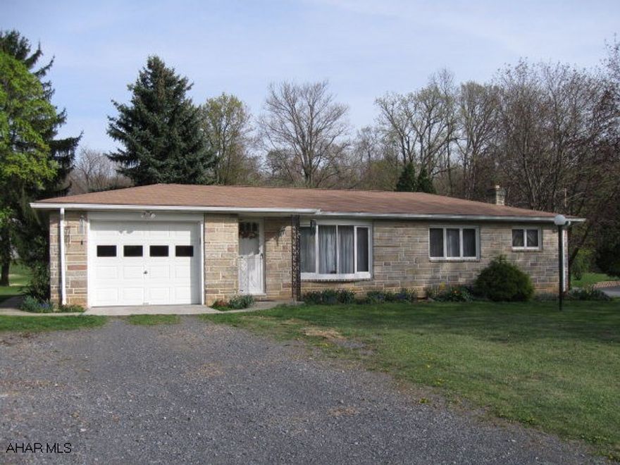 GREAT LANDSCAPING, ONE LEVEL STONE HOME FOR JUST THE RIGHT PRICE!!!  APPLIANCES INCLUDED IN A DESIRED DEVELOPMENT.  NEW ROOF AND CARPET!  DON'T MISS OUT ON THIS ONE!!!  CALL LACY TODAY AT 724-494-1086