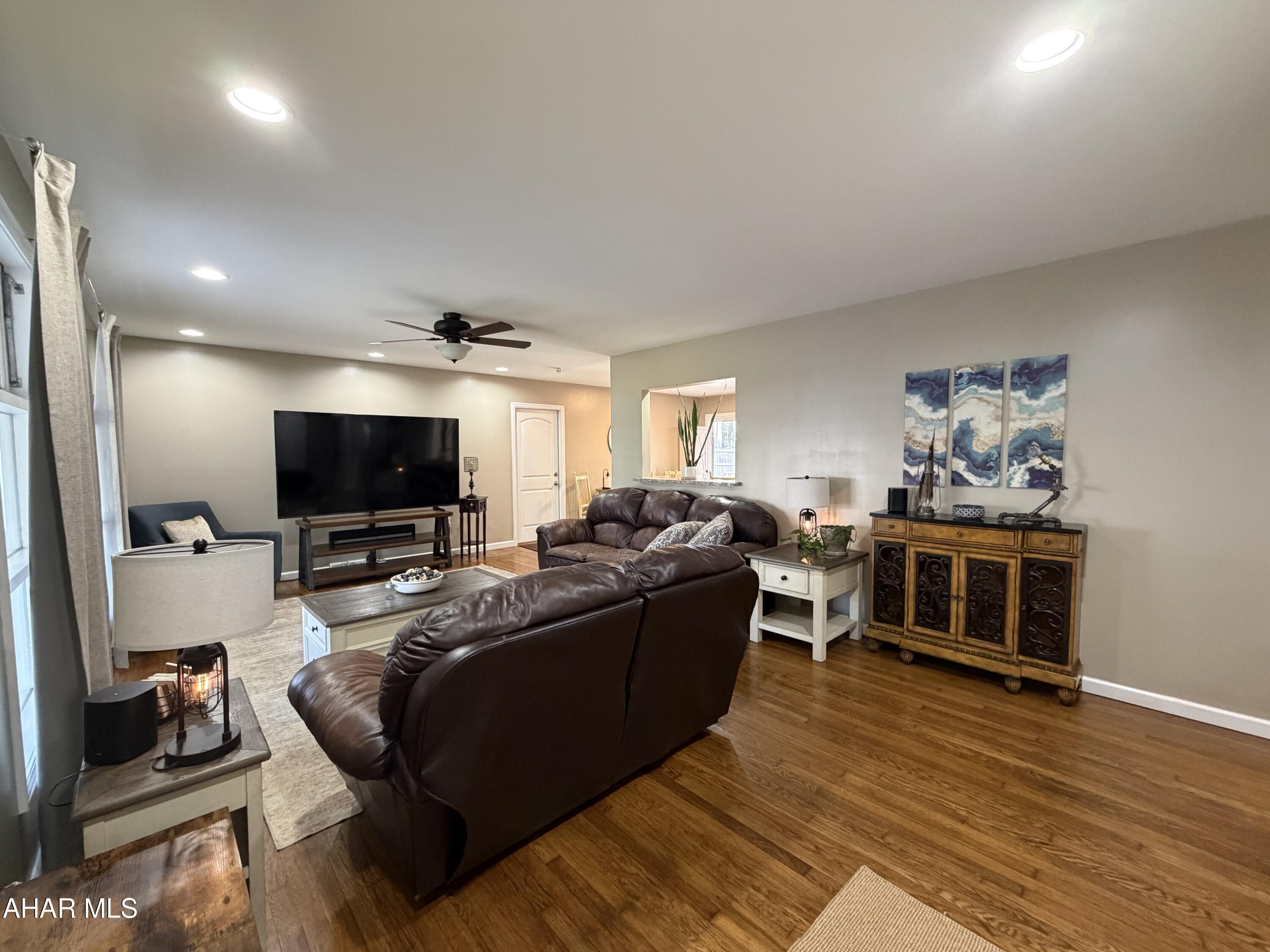 Juniata - Residential