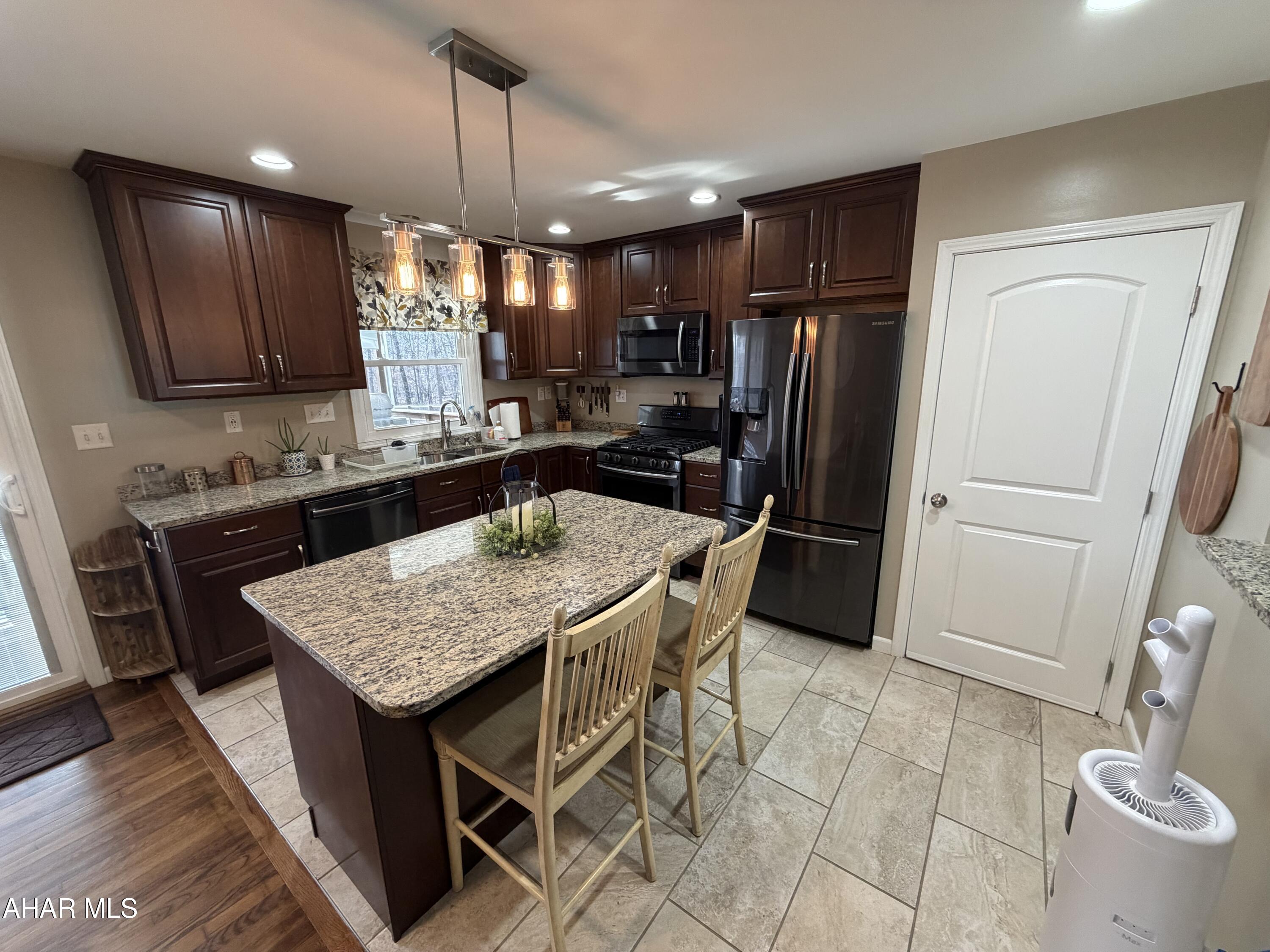 Juniata - Residential