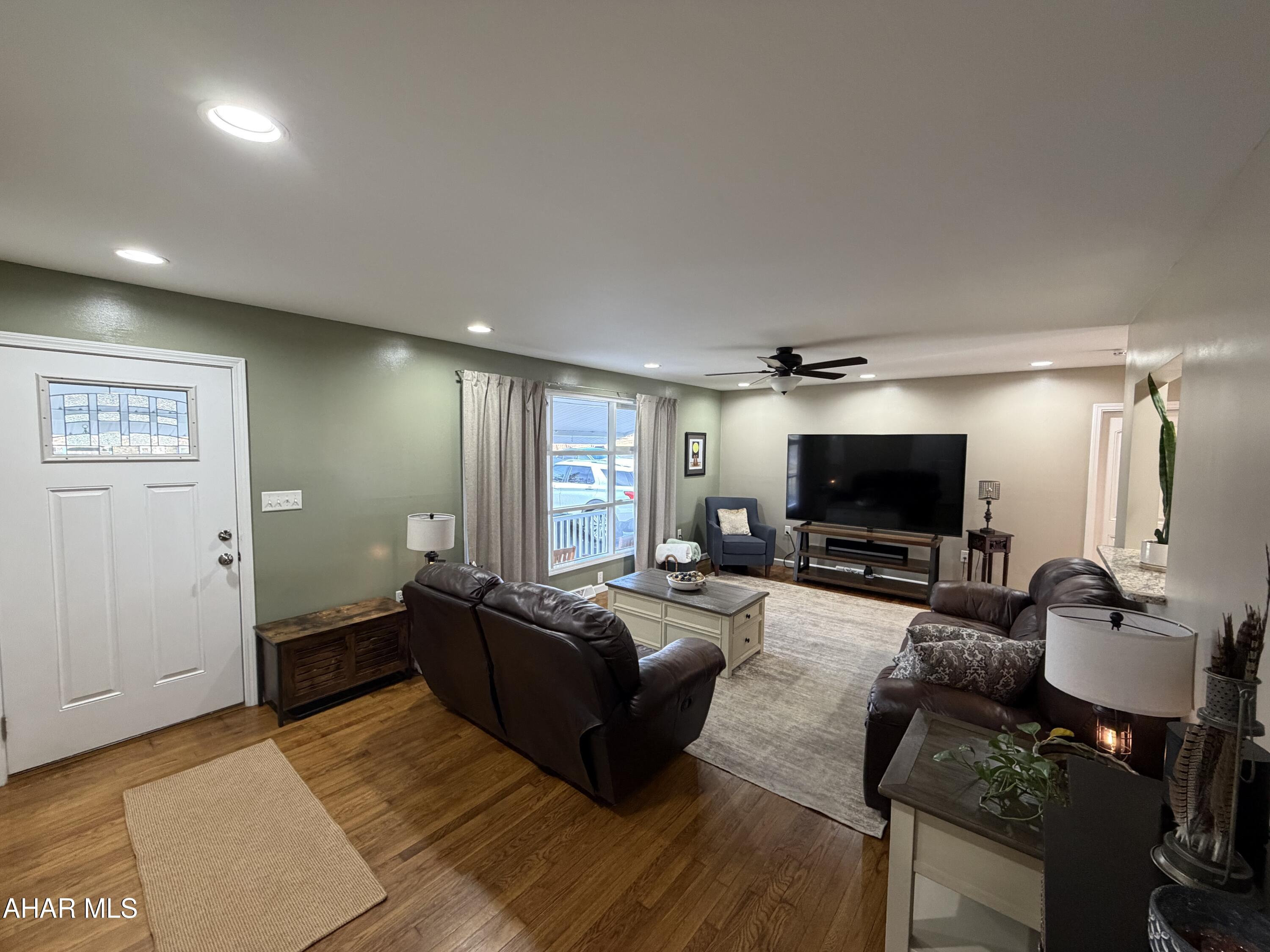 Juniata - Residential