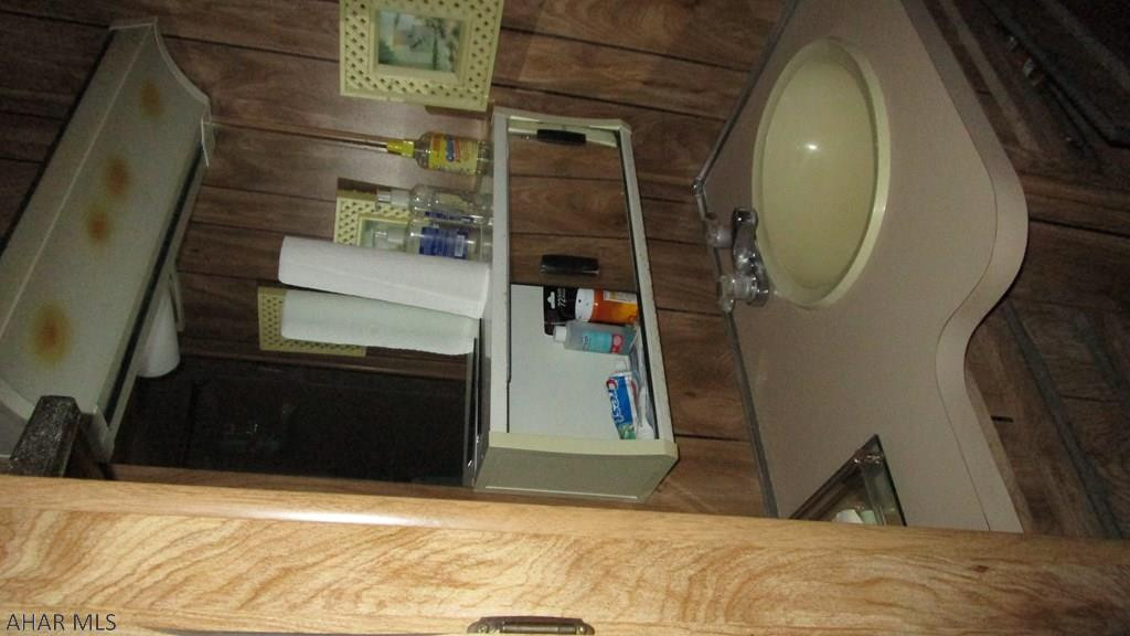 Glendale Yearound - Residential