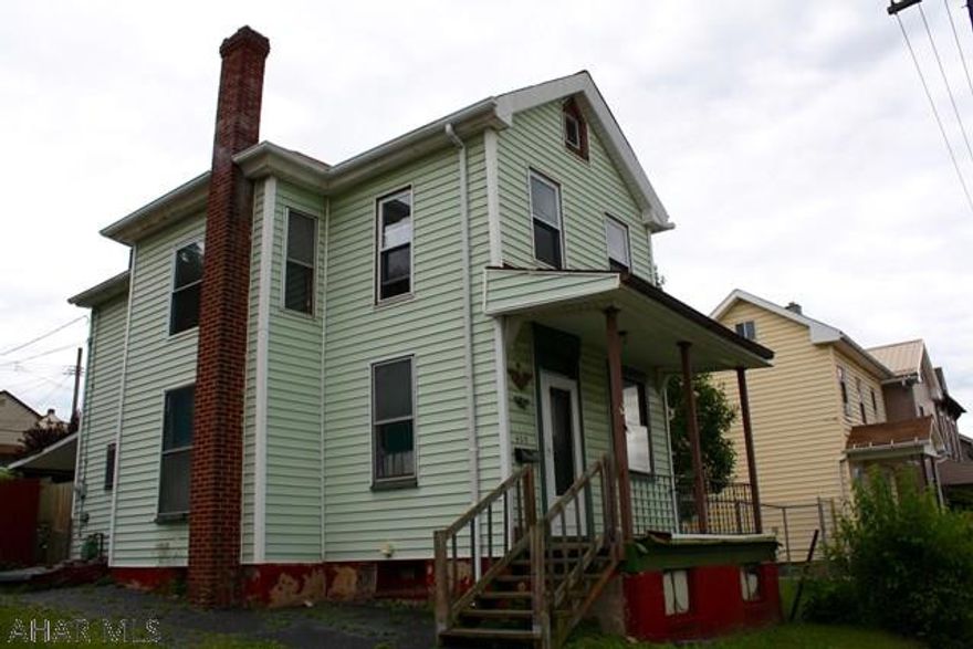 Great opportunity for investment property or flip!  3 bed 1 bath 2 story home with lots of potential.  Interior of home needs updates and renovations and is therefore priced to sell!  Make your offer fast!